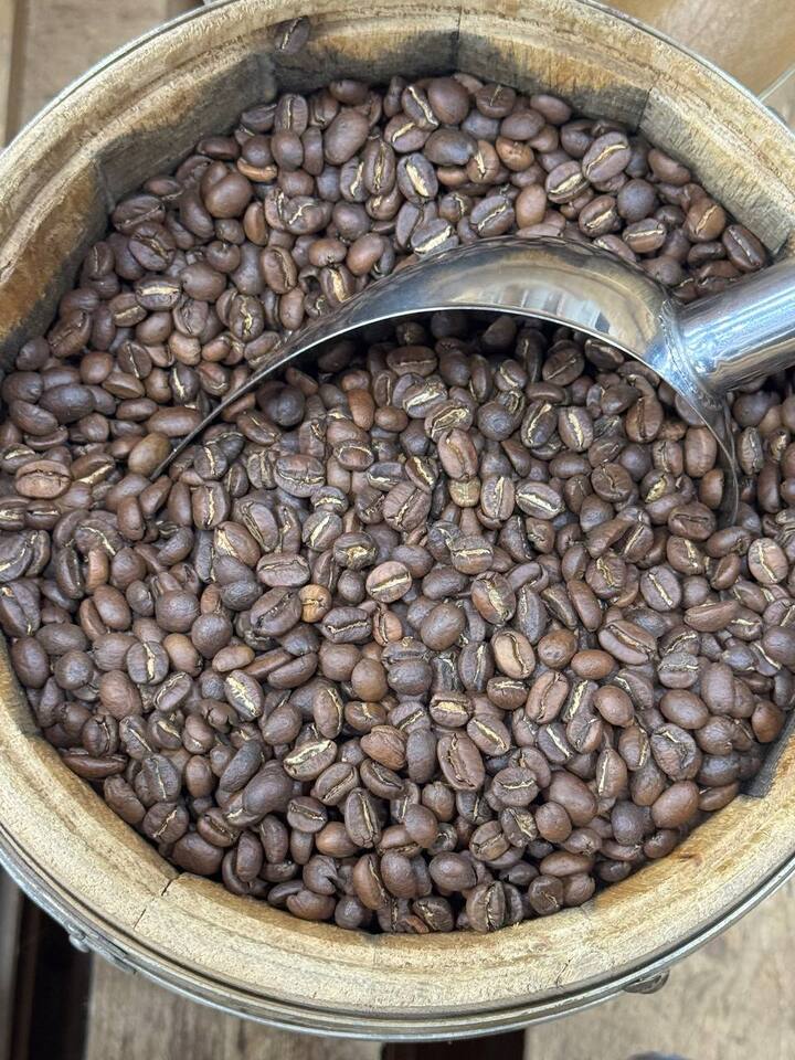 Whole bean mix (100% Arabica, blend of 3 types)